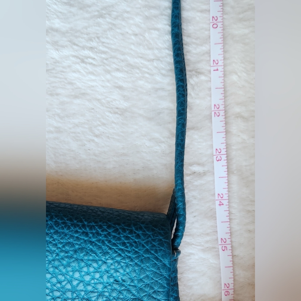 Mossimo Supply Co Blue Crossbody Bag with Textured Finish - Picture 10 of 11